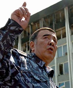  Къ  - Клановая операция. Узбекистан перенес удаление главы МВД Алматова